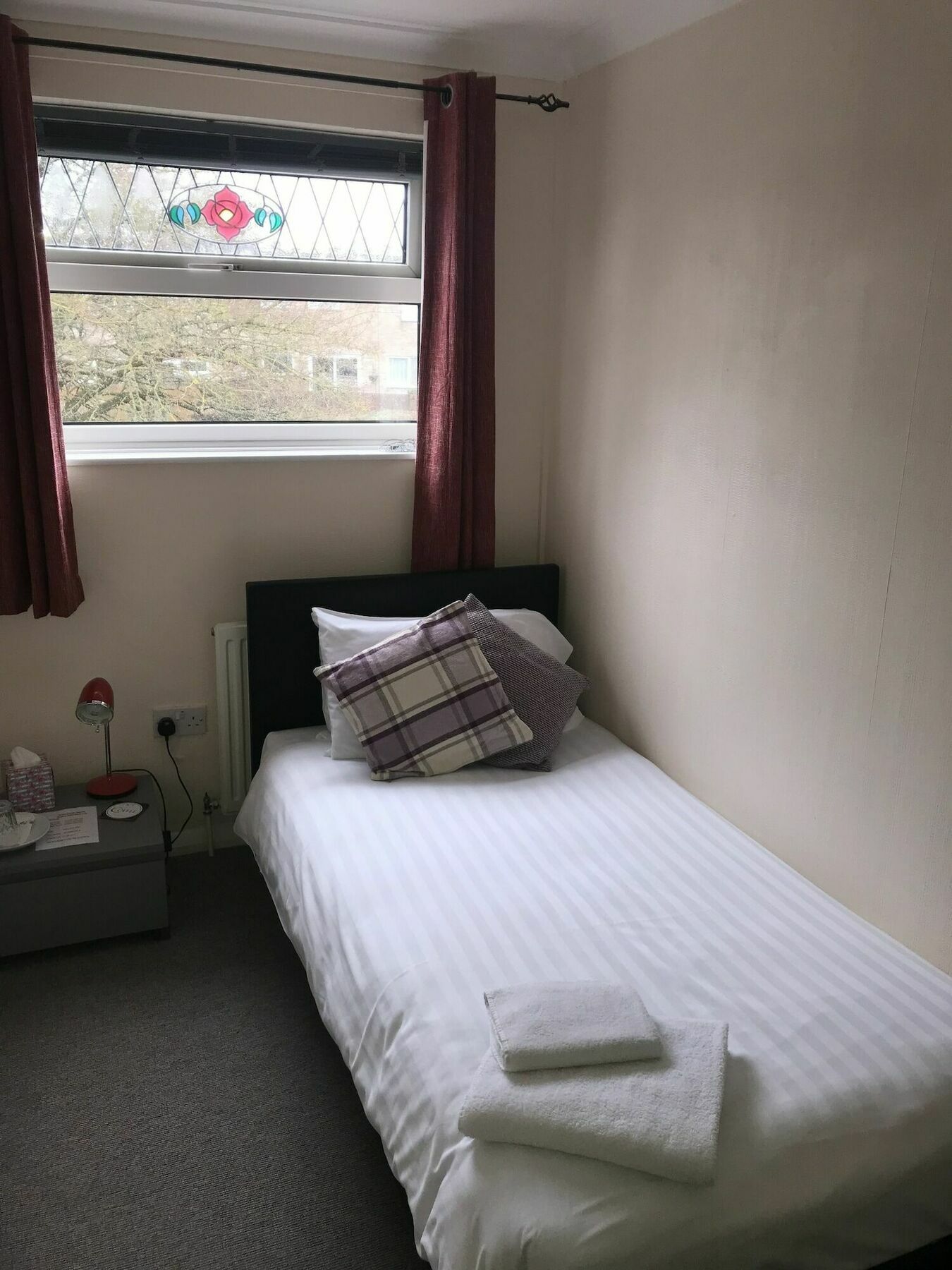 Whitecross House Apartment Питерборо Екстериор снимка